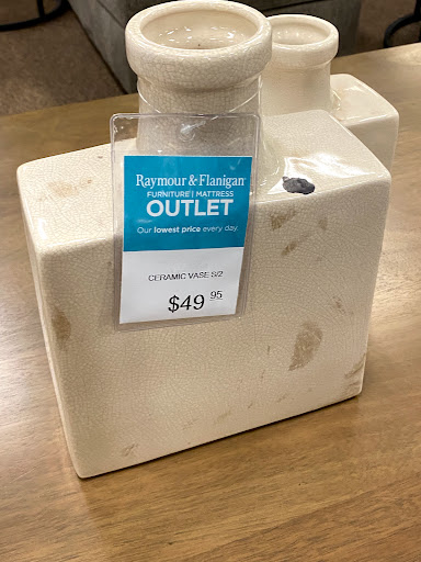 Furniture Store «Raymour & Flanigan Furniture and Mattress Store», reviews and photos, 3147 Middle Country Rd, Lake Grove, NY 11755, USA