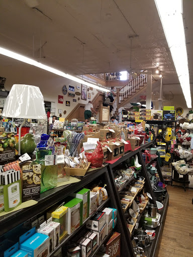 General Store «Mast General Store Hendersonville», reviews and photos, 527 N Main St, Hendersonville, NC 28792, USA