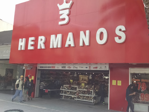 Zapatería 3 Hermanos