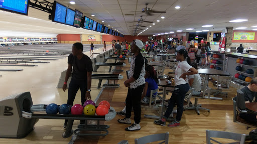 Bowling Alley «Wickliffe Lanes», reviews and photos, 30315 Euclid Ave, Wickliffe, OH 44092, USA