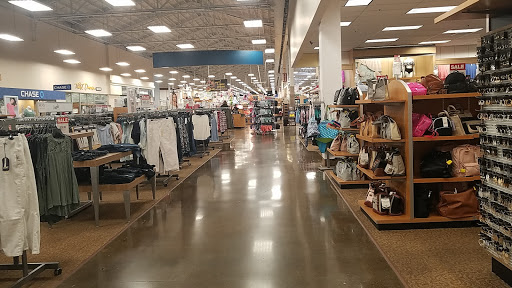 Grocery Store «Fred Meyer», reviews and photos, 801 Auburn Way N, Auburn, WA 98002, USA