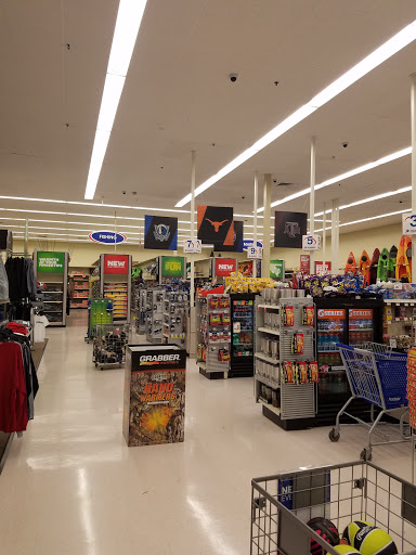 Sporting Goods Store «Academy Sports + Outdoors», reviews and photos, 2428 S Stemmons Fwy, Lewisville, TX 75067, USA