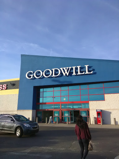 Goodwill, 7114 Winchester Rd, Memphis, TN 38125, USA, 
