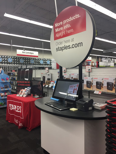 Office Supply Store «Staples», reviews and photos, 8245 E 96th St, Indianapolis, IN 46256, USA