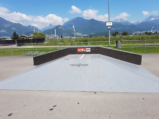 Rezensionen über Skatepark des Plavaux in Monthey - Sportstätte