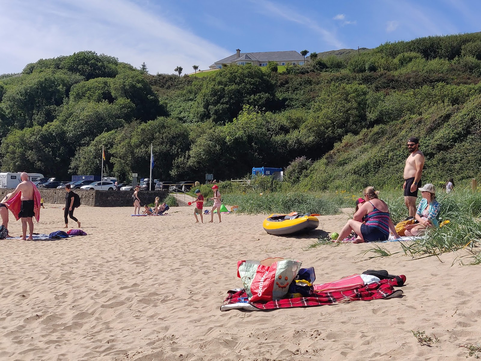 Fintra Beach'in fotoğrafı - rahatlamayı sevenler arasında popüler bir yer