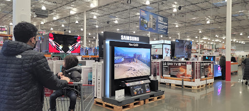 Stores to buy televisions Seattle