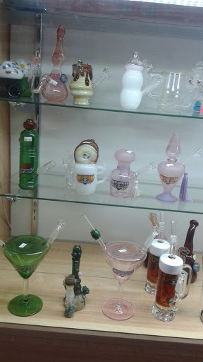 Tobacco Shop «Tobacco &more smoke & vape shop», reviews and photos, 11924 Seminole Blvd, Largo, FL 33778, USA