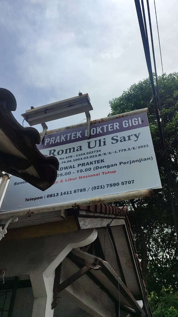 Praktek Dokter Gigi Roma Uli Sary Photo