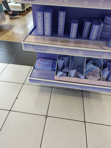 Hair Salon «Ulta Beauty», reviews and photos, 11850 Pines Blvd, Pembroke Pines, FL 33025, USA