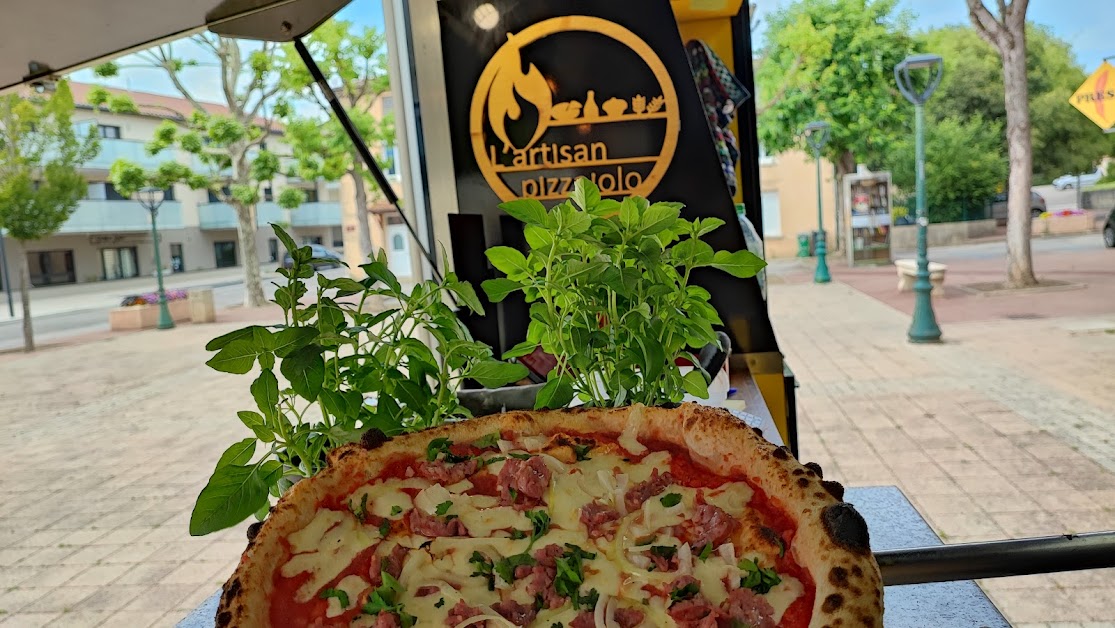L'Artisan Pizzaiolo - Camion Pizza (Emplacements différents chaque soir) à Chaponnay