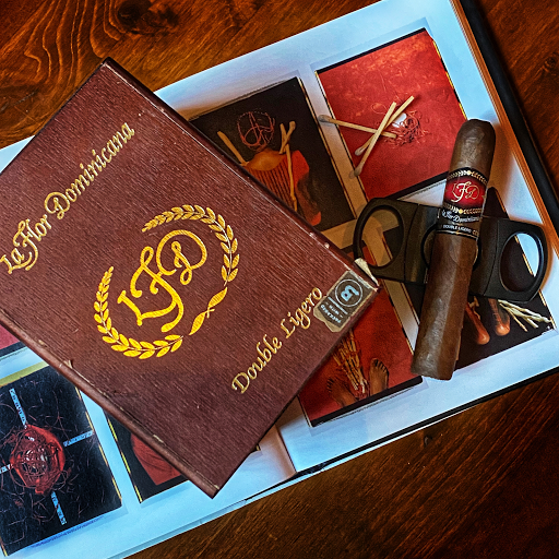 Cigar Shop «Cigar Art», reviews and photos, 504 N Bishop Ave, Dallas, TX 75208, USA