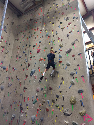 Gym «North Summit Climbing Gym», reviews and photos, 481 Bushkill Plaza Ln, Wind Gap, PA 18091, USA