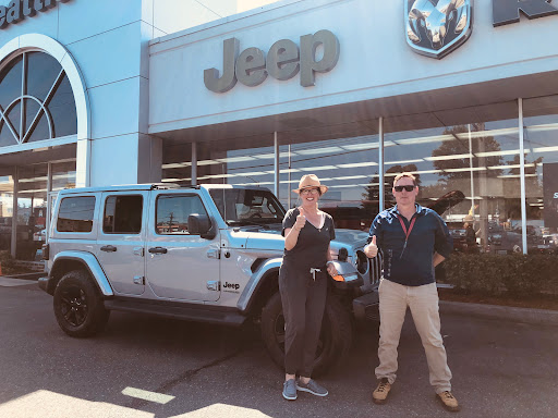Chrysler Dealer «Chrysler Dodge Jeep Ram Seattle», reviews and photos, 13733 Aurora Ave N, Seattle, WA 98133, USA