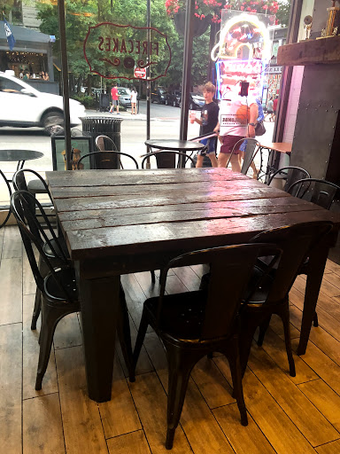 Donut Shop «Firecakes Donuts», reviews and photos, 2453 N Clark St, Chicago, IL 60657, USA