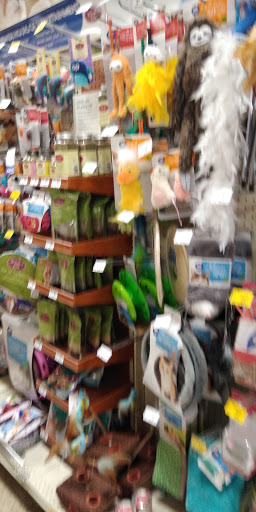 Pet Supply Store «PetSmart», reviews and photos, 1671 E Market St, Harrisonburg, VA 22801, USA