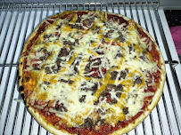 Pizza du Pizzeria DISTRIBUTEUR A PIZZA LA SPÉCIALE 24/24 7/7 à Lambesc - n°15