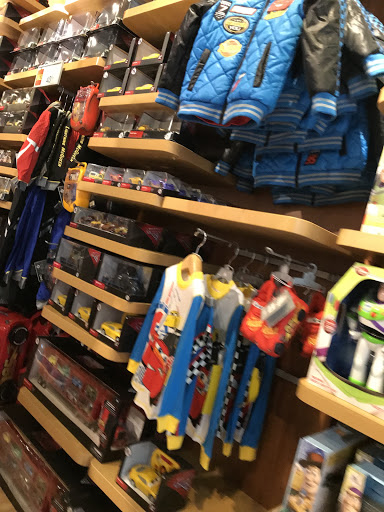 Toy Store «Disney Store», reviews and photos, 7875 Montgomery Rd, Cincinnati, OH 45236, USA
