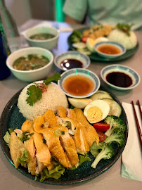 Riz au poulet hainanais du Restaurant vietnamien Haïnan chicken rice à Paris - n°15