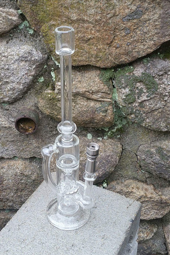 Tobacco Shop «Apparatus Smoke Shop», reviews and photos, 284 Cowesett Ave, West Warwick, RI 02893, USA