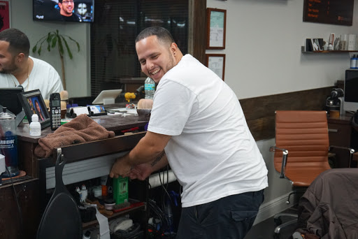 Barber Shop «Fade Barber Shop», reviews and photos, 15362 NW 79th Ct, Miami Lakes, FL 33016, USA