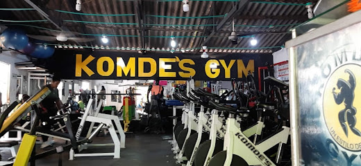 komde's Gym entrenamiento