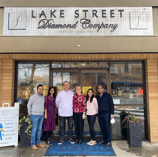 Jewelry Store «Lake Street Diamond Co», reviews and photos, 106 Lake St S, Kirkland, WA 98033, USA