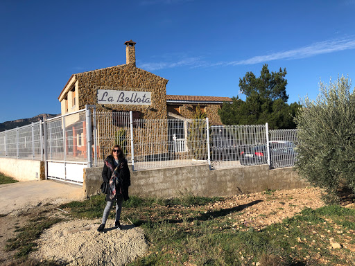 PANADERÍA PRESEN Horno de leña. - Plaza Las Mascaras, 7, 02435 Socovos, Albacete