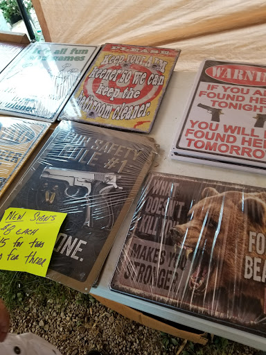 Flea Market «Olde Tyme Flea Market», reviews and photos, 5400 State Rd 46, Nashville, IN 47448, USA