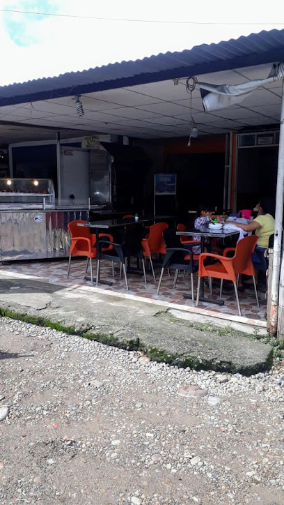 Asadero & Restaurante El VIAJERO - Cl. 2, Tauramena, El venado, Casanare, Colombia