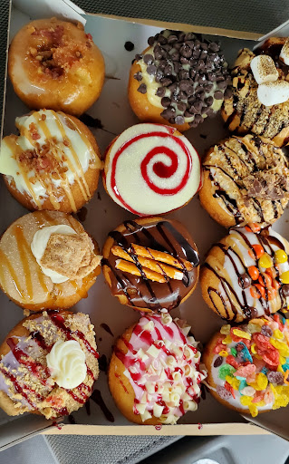 Donut Shop «Peace, Love And Little Donuts Of Green», reviews and photos, 3700 Massillon Rd, Uniontown, OH 44685, USA