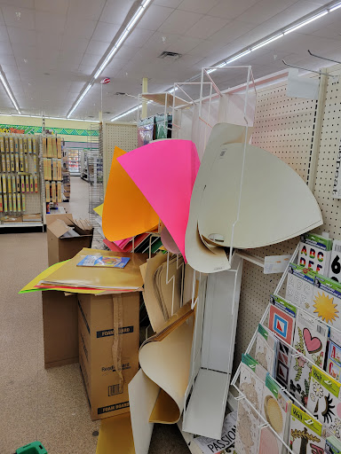 Dollar Store «Dollar Tree», reviews and photos, 135 Bloomfield Ave, Bloomfield, NJ 07003, USA