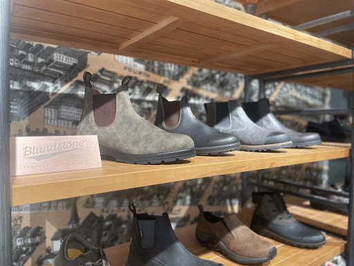 Shoe Store «Roderer Shoe Center», reviews and photos, 316 E Stroop Rd, Dayton, OH 45429, USA