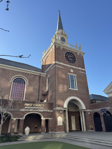 Youth Suitcase Clinic – Food Distribution Center