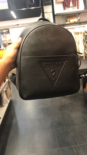 Clothing Store «GUESS Factory», reviews and photos, 12801 W Sunrise Blvd #631, Sunrise, FL 33323, USA