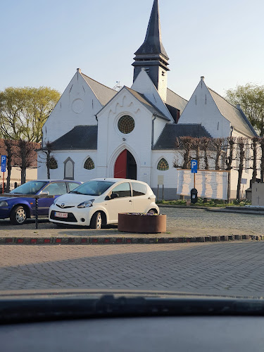 Beoordelingen van Kerkplein Stene-dorp in Oostende - Parkeergarage
