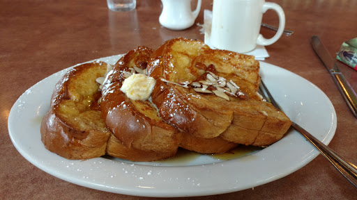 Gourmet Grocery Store «Beans & Barley», reviews and photos, 1901 E North Ave, Milwaukee, WI 53202, USA