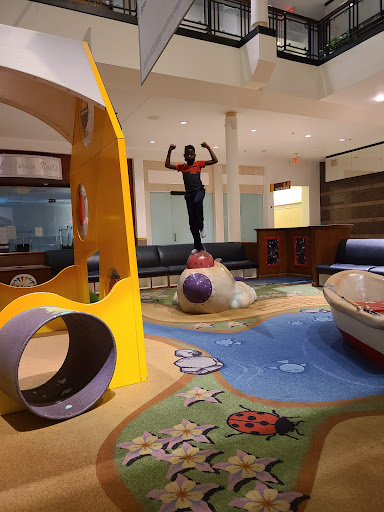 Shopping Mall «St. Charles Towne Center», reviews and photos, 11110 Mall Cir, Waldorf, MD 20603, USA