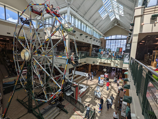 Sporting Goods Store «SCHEELS», reviews and photos, 17202 Davenport St, Omaha, NE 68118, USA