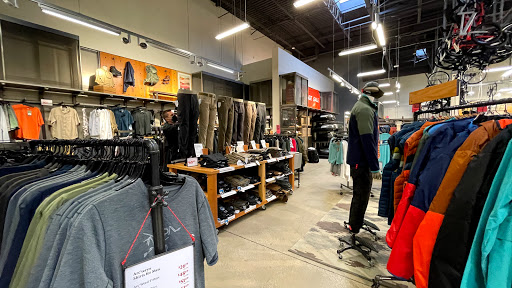 Camping Store «REI», reviews and photos, 6424 Sawmill Rd, Columbus, OH 43235, USA