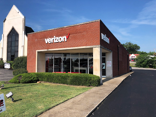 Russell Cellular, Verizon Authorized Retailer, 717 S Jefferson Ave, Cookeville, TN 38501, USA, 