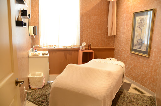 Beauty Salon «Pro Hair Designs Salon & Spa», reviews and photos, 214 Chestnut St, Muscatine, IA 52761, USA