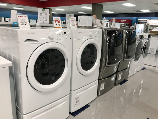 Mattress Store «Famous Tate Appliance & Bedding Centers», reviews and photos, 8010 Grand Blvd, Port Richey, FL 34668, USA