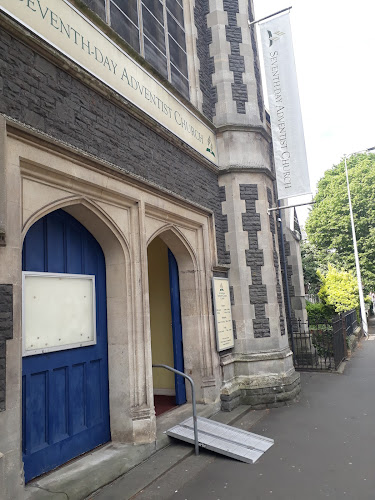 Cardiff Seventh-Day Adventist Church Eglwys Adfentaidd Y Seithfed-Dydd Caerdydd - Cardiff