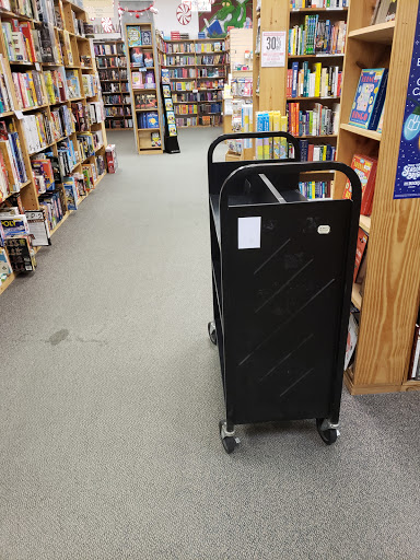 Book Store «Half Price Books», reviews and photos, 4250 E Towne Blvd, Madison, WI 53704, USA