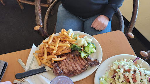 Cafe «The Good Harvest Cafe», reviews and photos, 575 US Hwy 101 S, Crescent City, CA 95531, USA