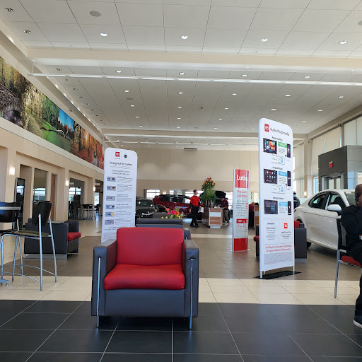 Toyota Dealer «Luther Brookdale Toyota», reviews and photos, 6700 Brooklyn Blvd, Brooklyn Center, MN 55429, USA
