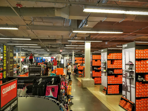 Sporting Goods Store «Nike Factory Store», reviews and photos, 1600 Saratoga Ave #213, San Jose, CA 95129, USA