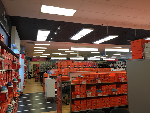 Shoe Store «Shoe Carnival», reviews and photos, 7085 Bakers Bridge Ave, Franklin, TN 37067, USA