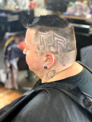 Barber Shop «Fine Line Barber shop», reviews and photos, 2408 Avenue G NW, Winter Haven, FL 33880, USA